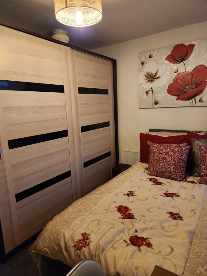 Rehoboth In Yew Gardens Apartment Донкастър Екстериор снимка
