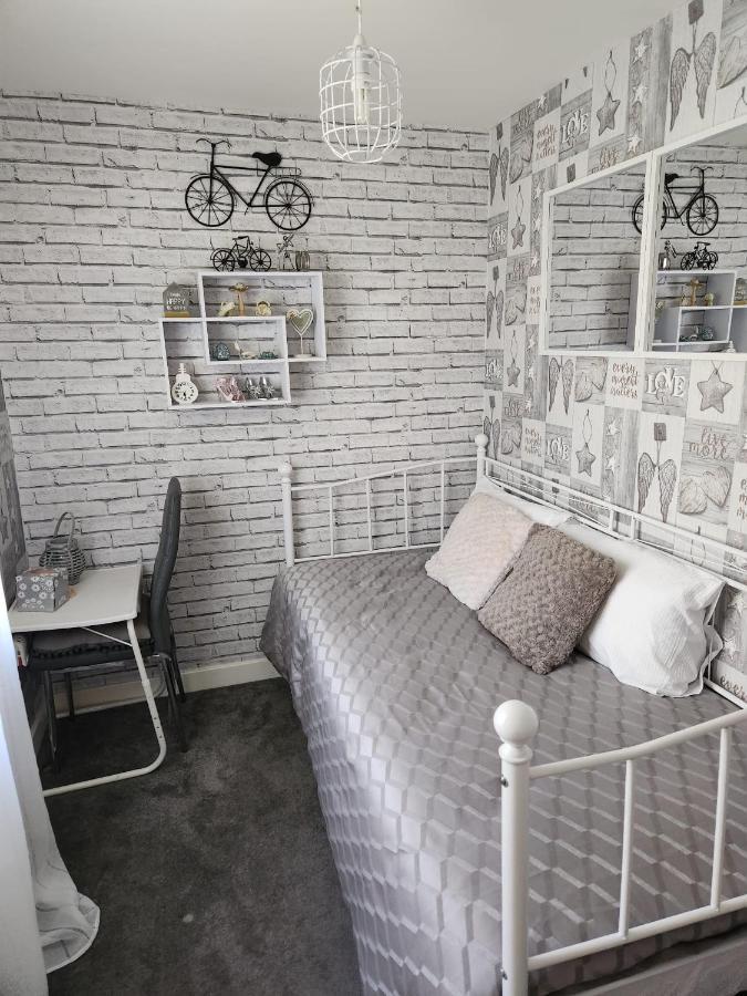 Rehoboth In Yew Gardens Apartment Донкастър Екстериор снимка